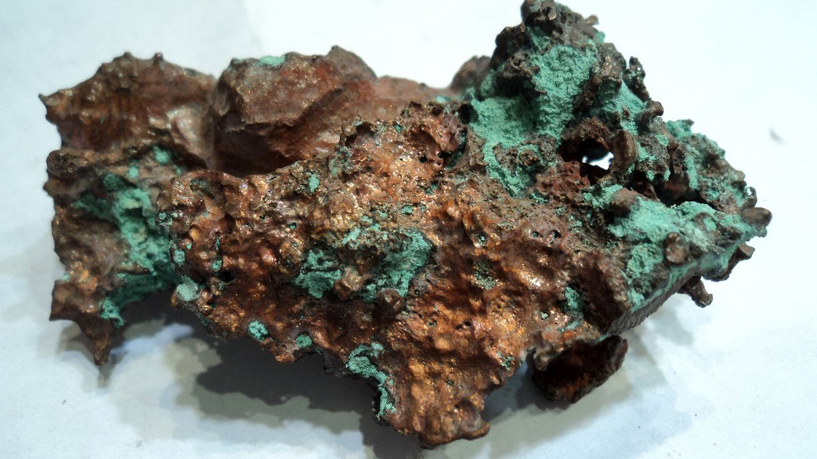 Muestra de mineral roca cobre nativo